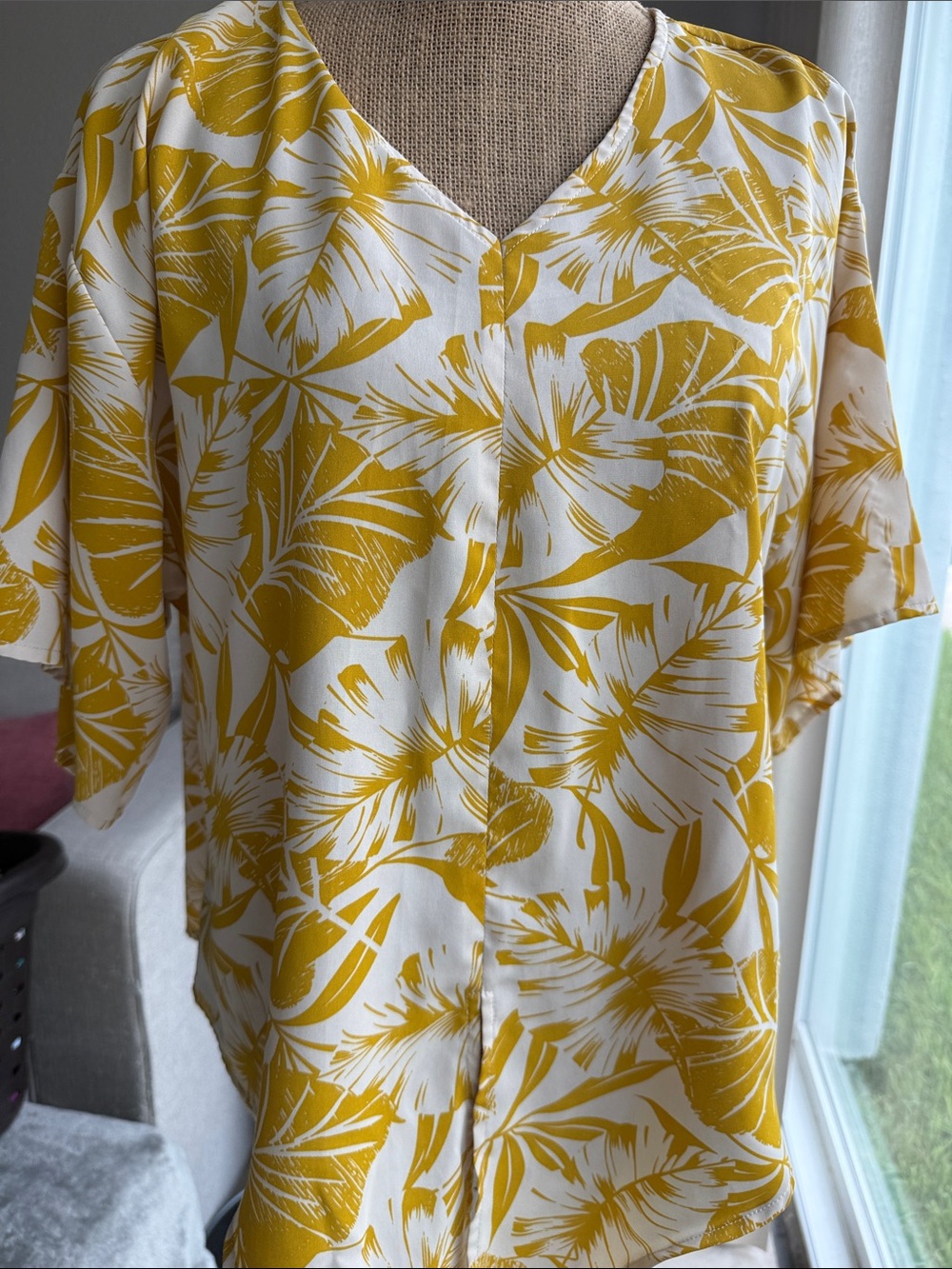 Women’s V-Neck Floral Blouse in Mustard & White